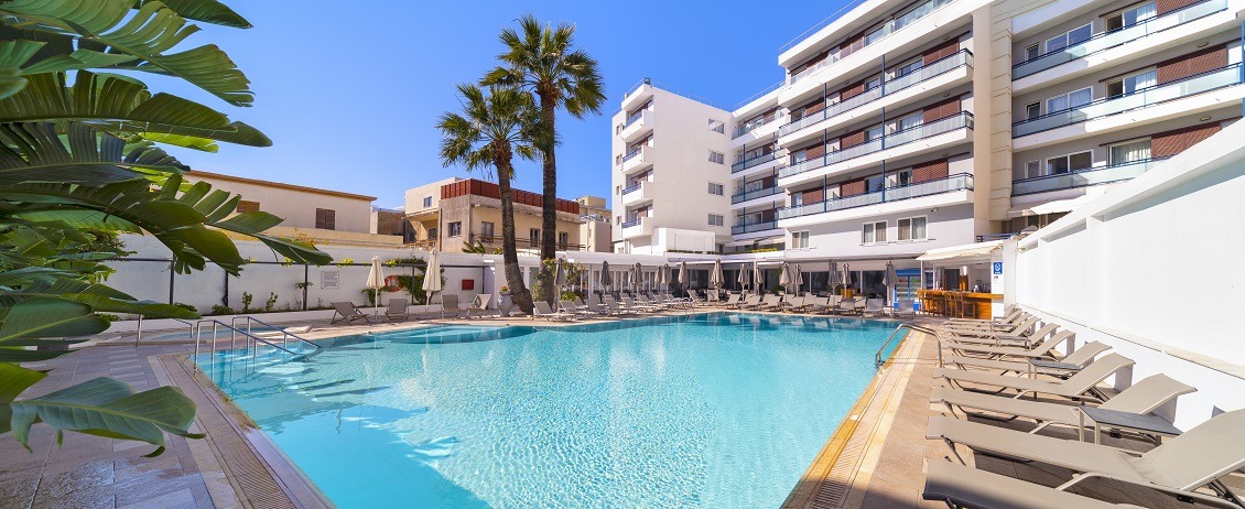 BWPLUSPLAZAHOTELPanorama Pool